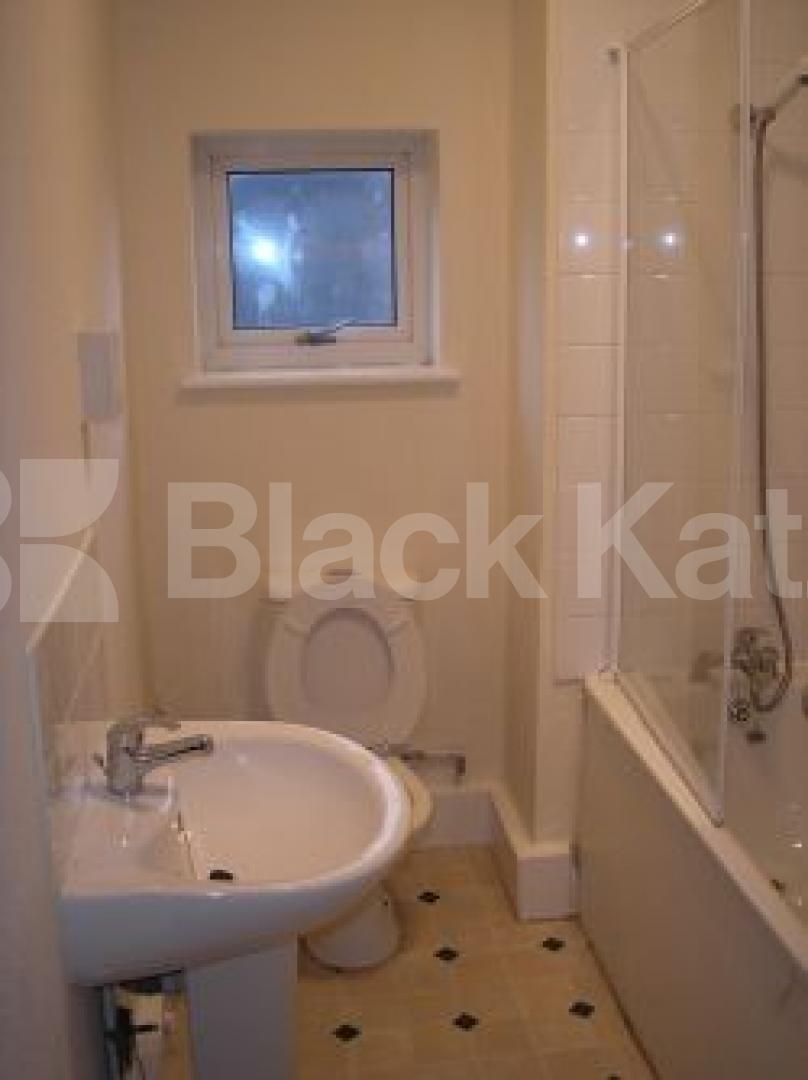 			2 Bedroom, 1 bath, 1 reception Flat			 Carleton Road, TUFNELL PARK N7